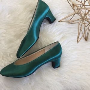 Vintage Emerald Green Short Heels 